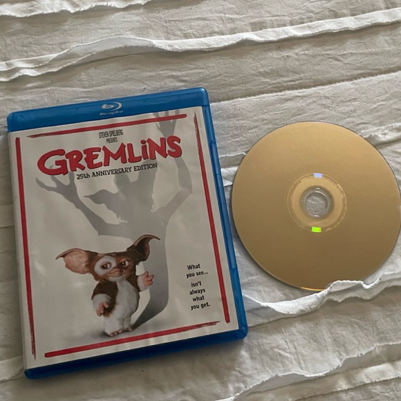 Gremlins Blu-ray DVD movie - Picture 4 of 4
